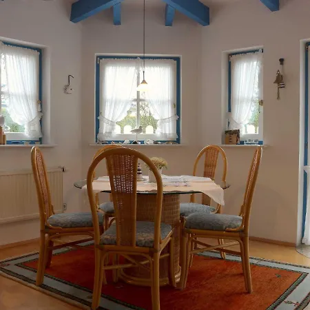 Vakantiehuis Historisches Kapitaenshaus Breege